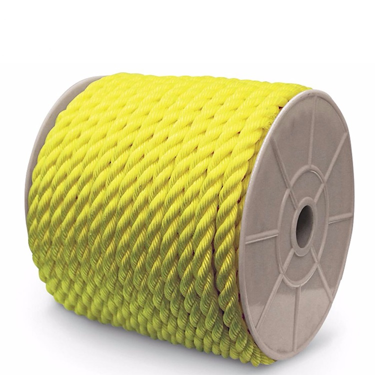 1Канат полипропилен. плетеный 18 мм 4000 кг цв Канат полипропилен. плетеный 18 мм 4000 кг цв