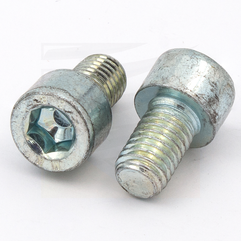 Болт с внутренним шестигранником М10х16 класс прочности 8.8 DIN912