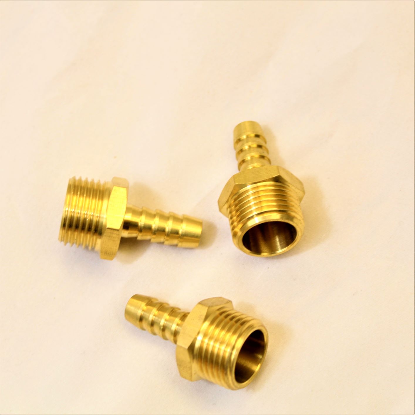 Штуцер-переходникс внутренней резьбы 1/2